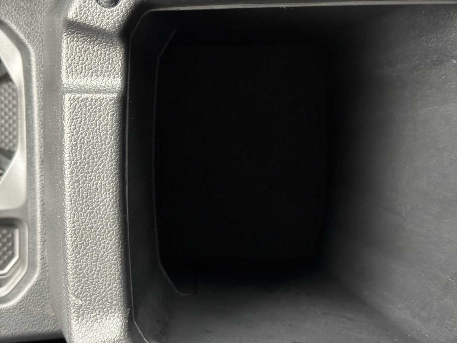 Thumbnail: 2024 Volkswagen Tiguan - 22