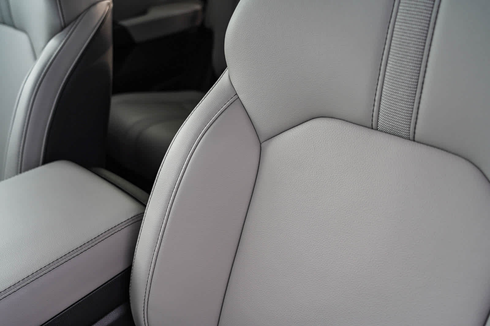 Thumbnail: 2025 Honda Pilot - 12