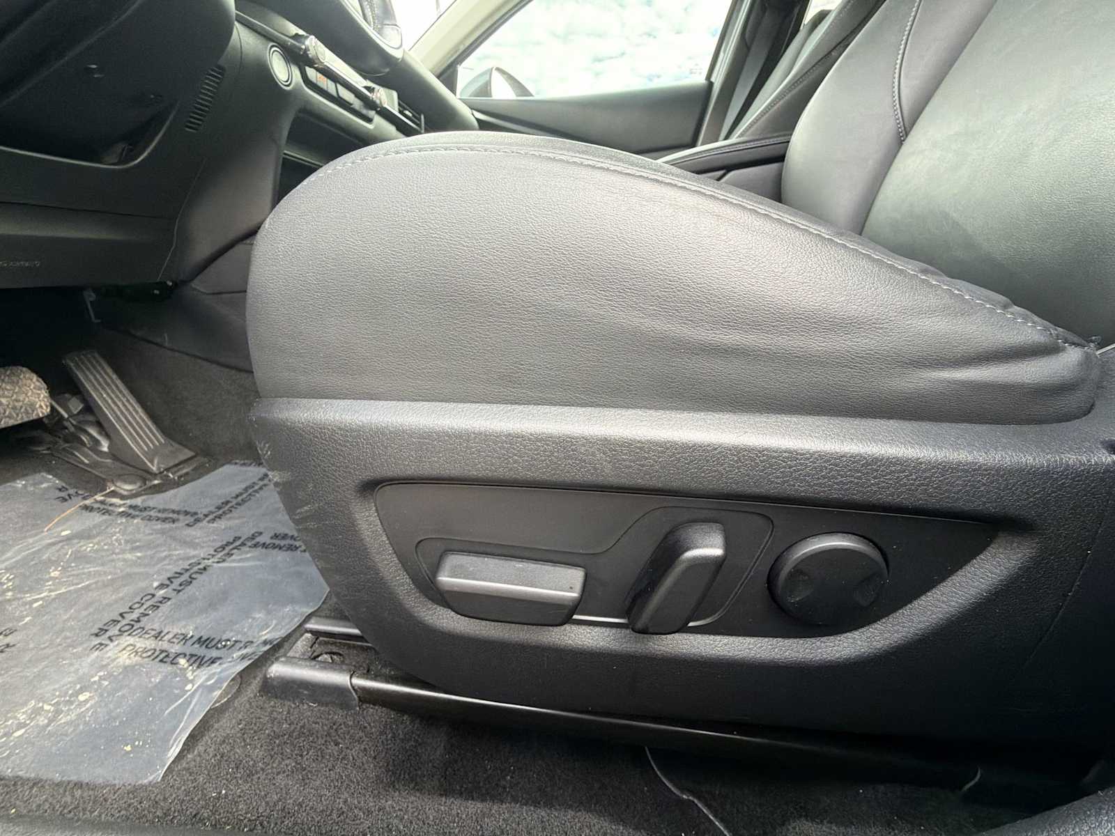 Thumbnail: 2023 Mazda CX-30 - 14