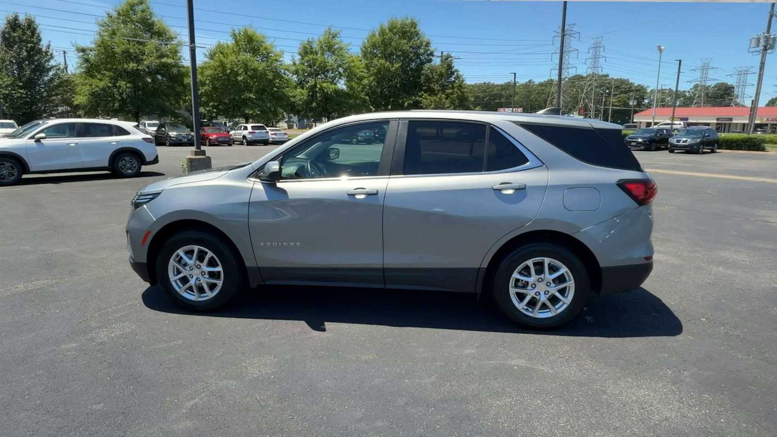 Thumbnail: 2024 Chevrolet Equinox - 5