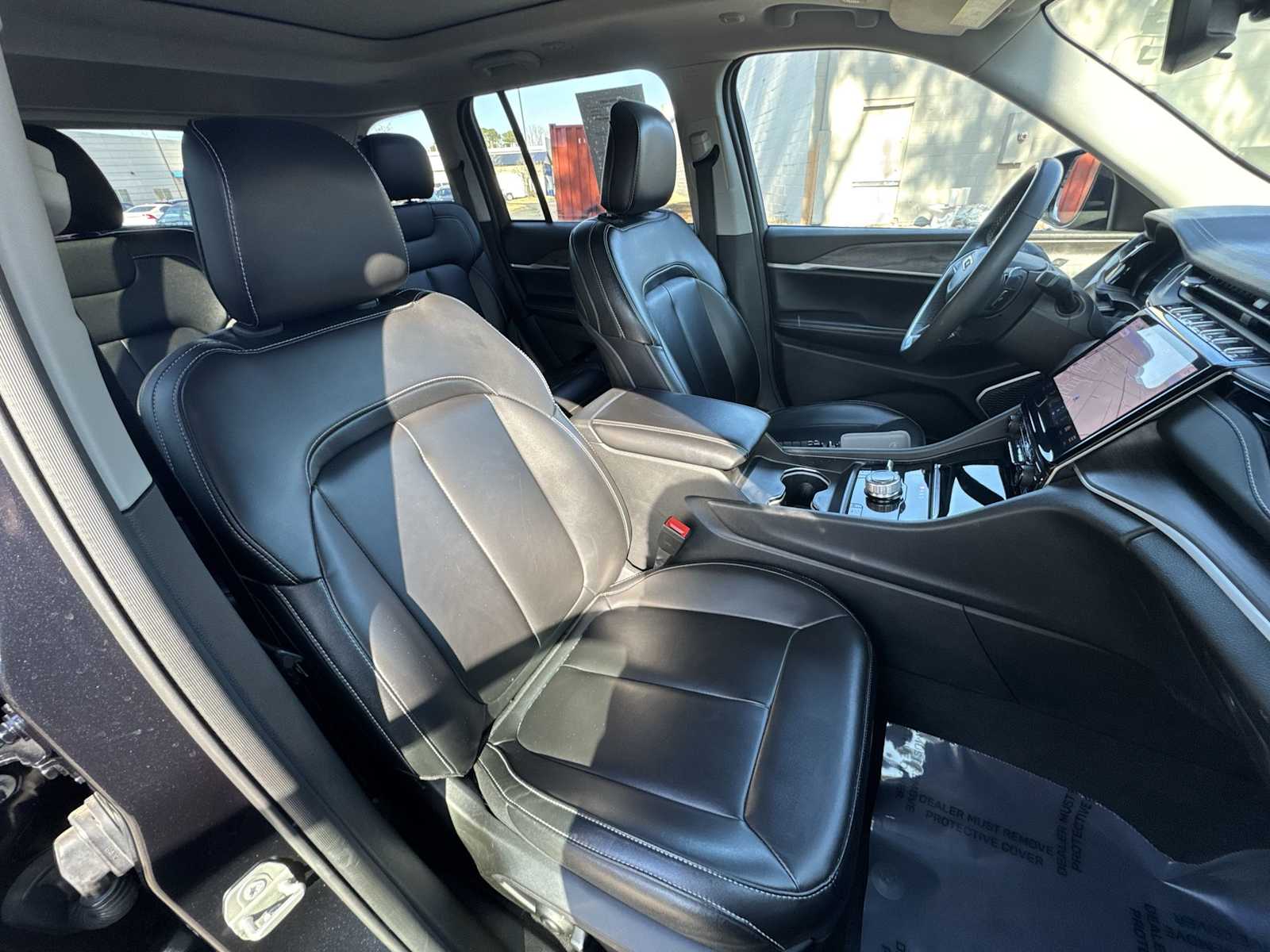 Thumbnail: 2024 Jeep Grand Cherokee - 26