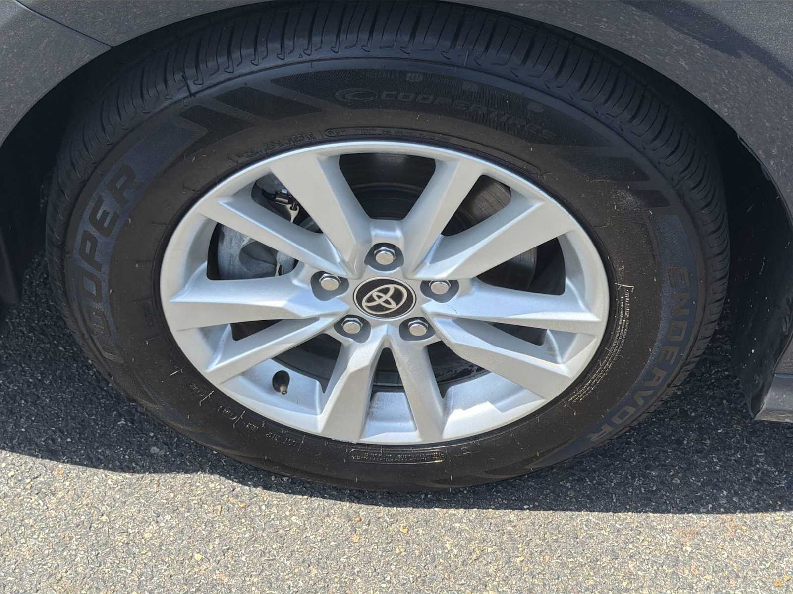 Thumbnail: 2025 Toyota Camry - 18