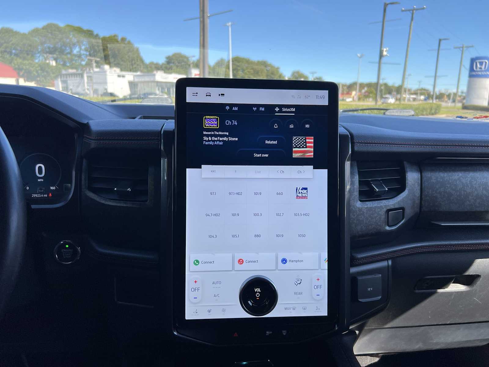 Thumbnail: 2022 Ford Expedition - 12