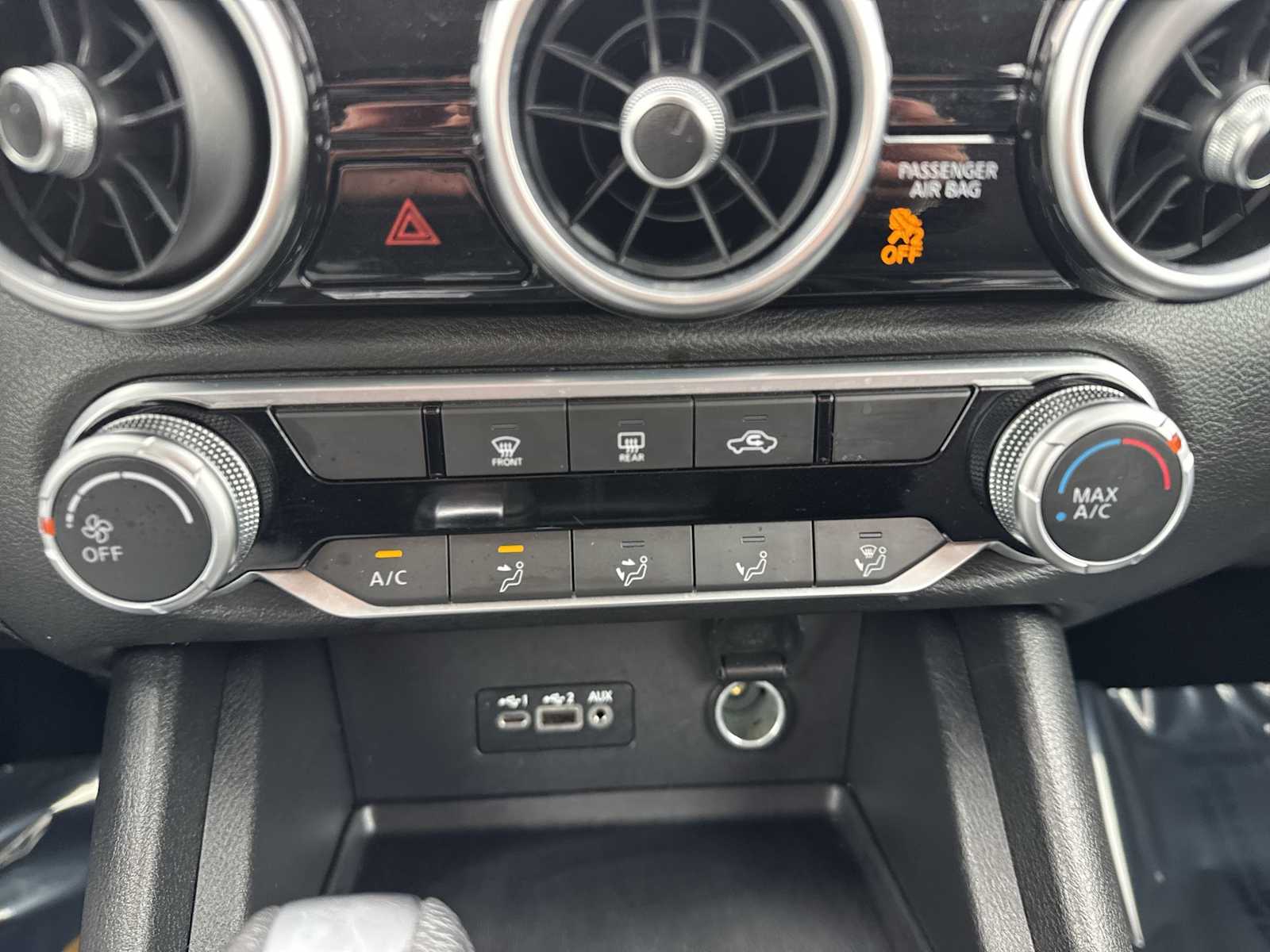 Thumbnail: 2023 Nissan Sentra - 16