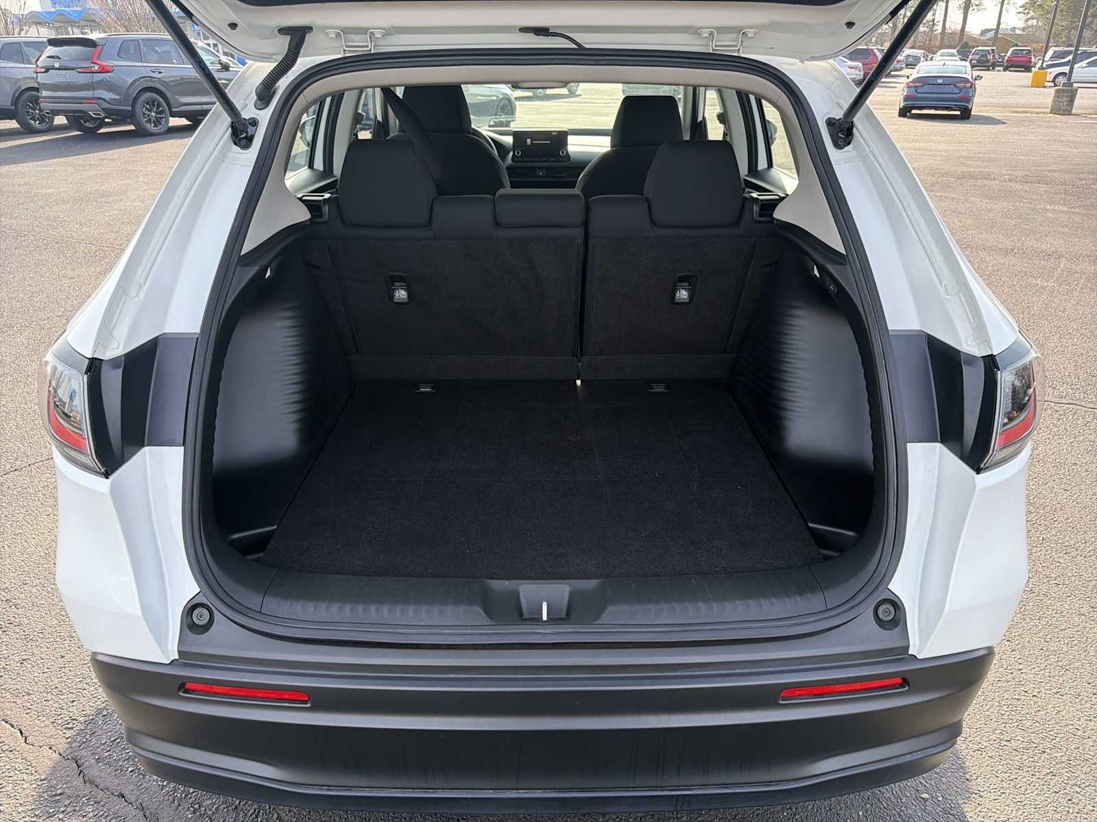 Thumbnail: 2025 Honda HR-V - 21