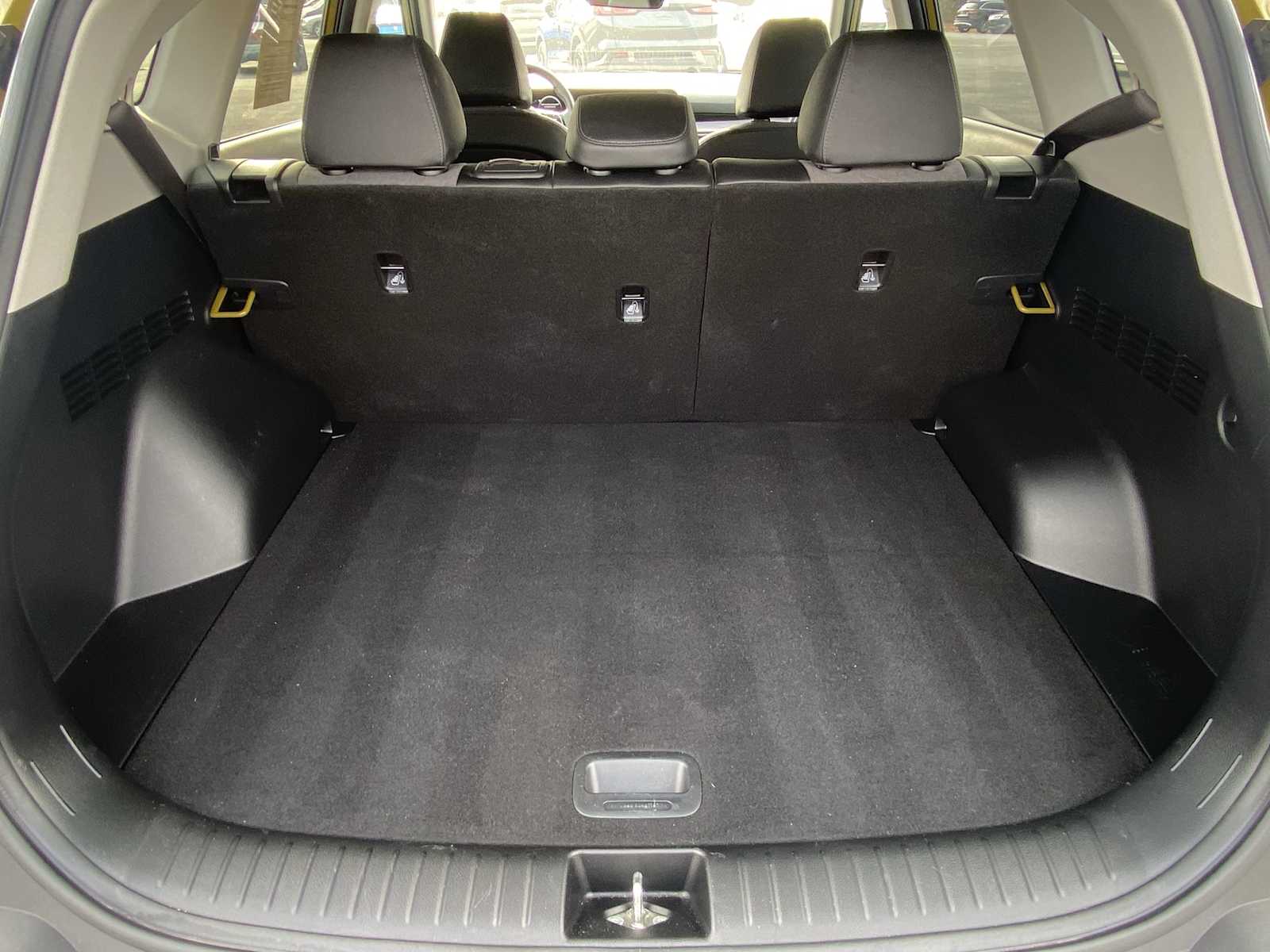 Thumbnail: 2024 Kia Seltos - 20