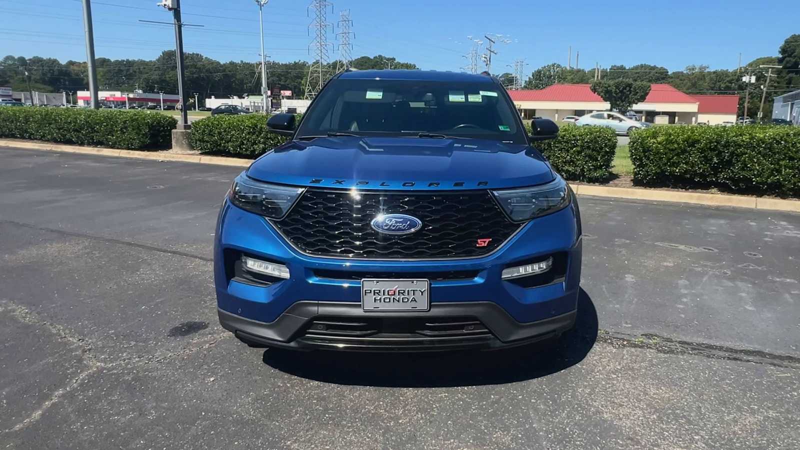 Thumbnail: 2020 Ford Explorer - 3