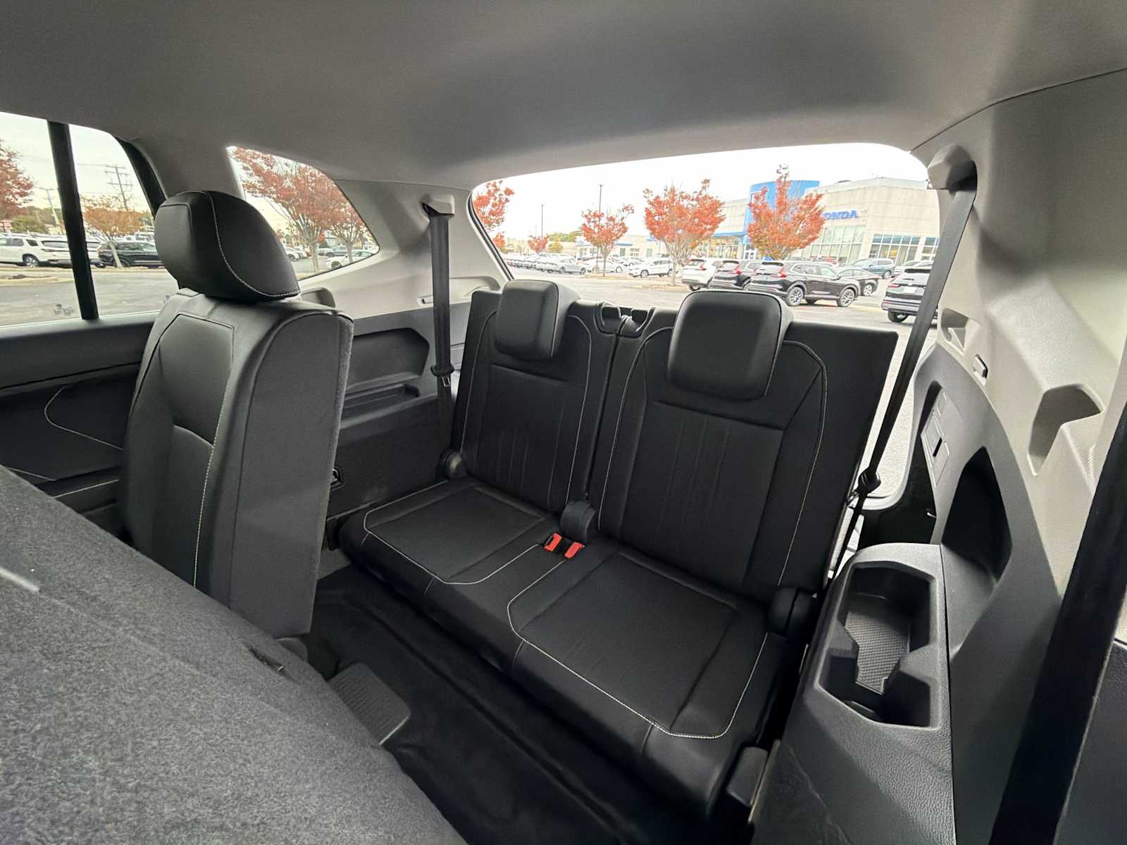 Thumbnail: 2024 Volkswagen Tiguan - 25