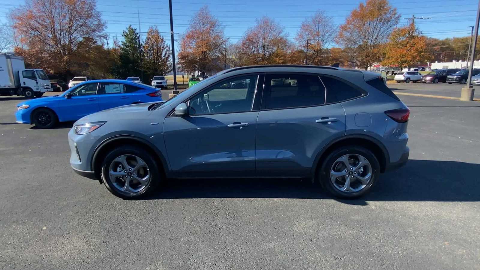 Thumbnail: 2025 Ford Escape - 5