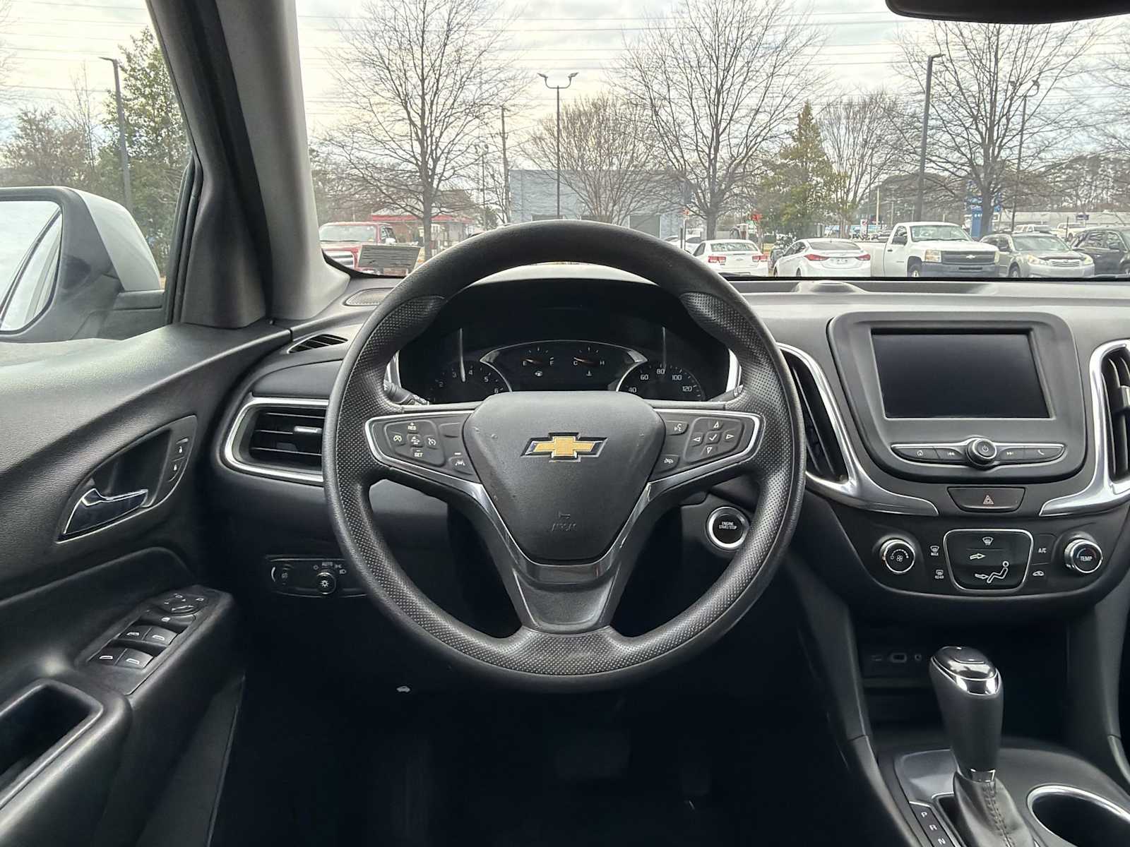 Thumbnail: 2021 Chevrolet Equinox - 11