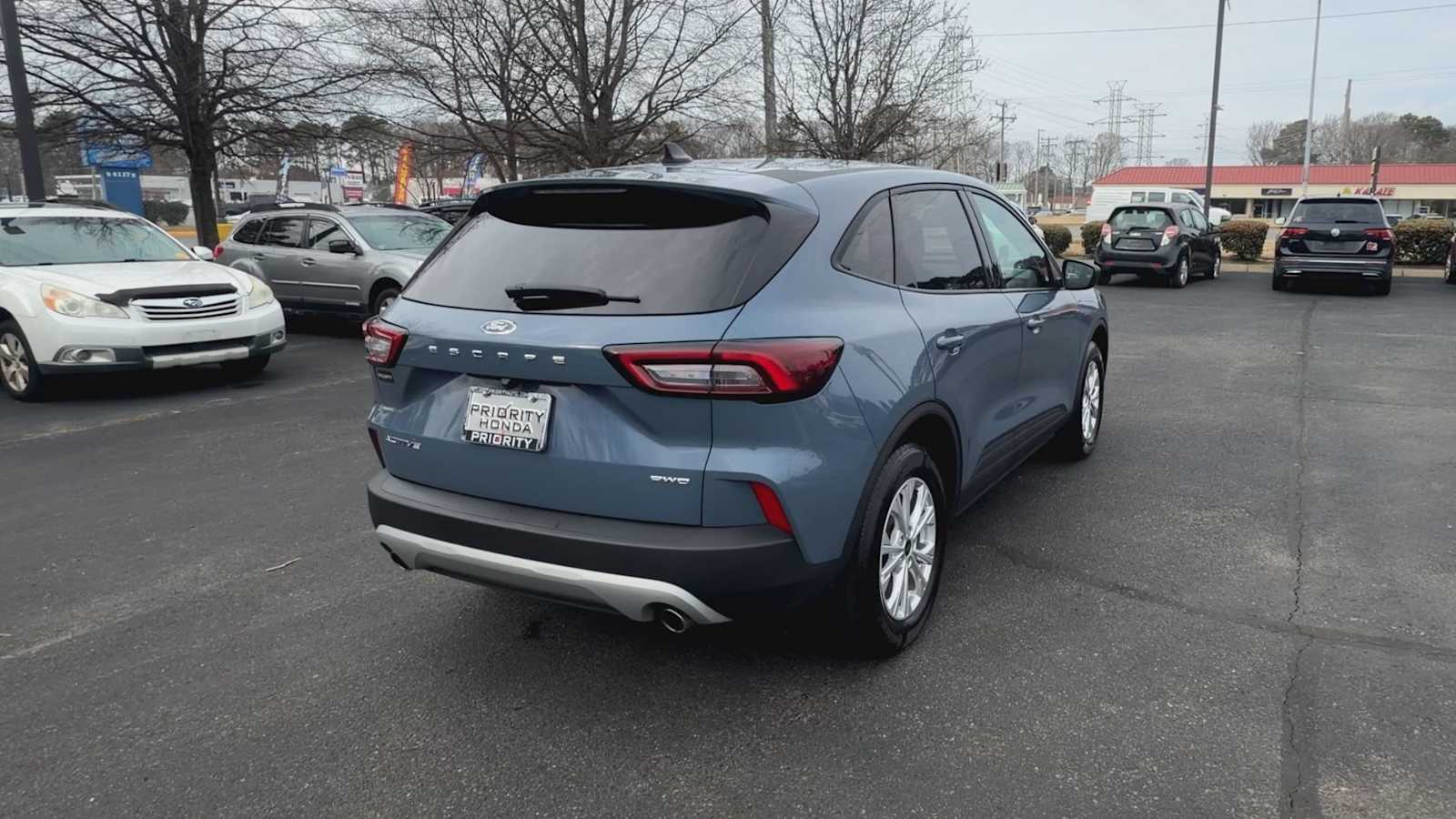 Thumbnail: 2025 Ford Escape - 8