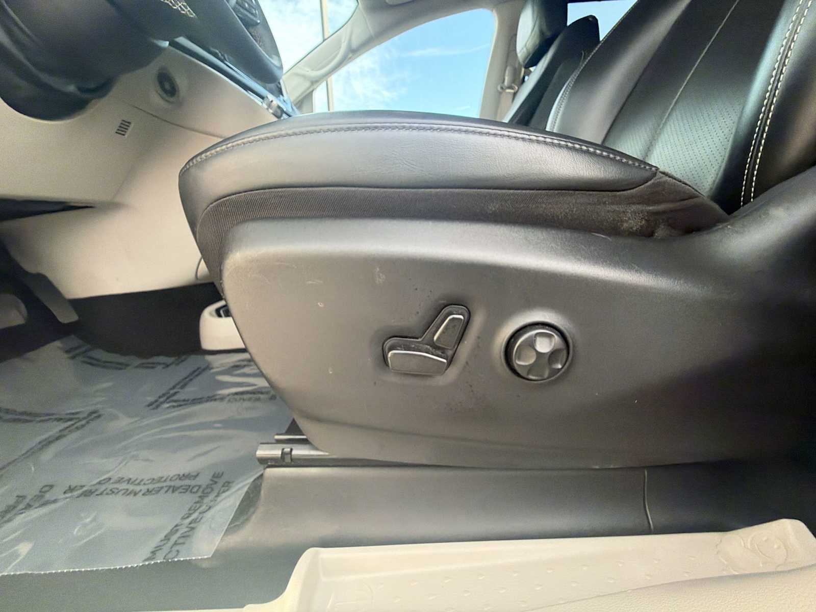 Thumbnail: 2023 Chrysler Pacifica - 14