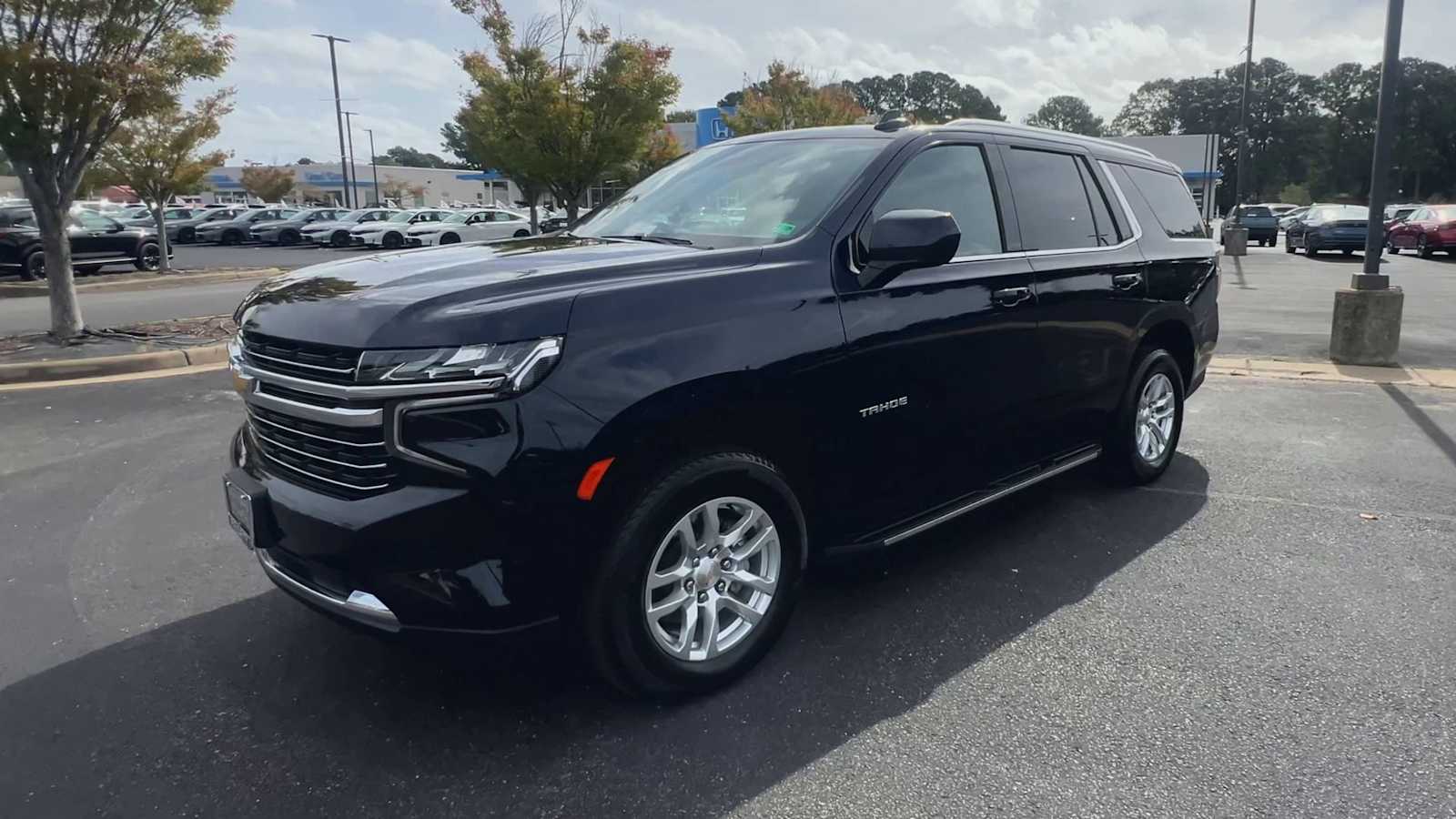 Thumbnail: 2024 Chevrolet Tahoe - 4