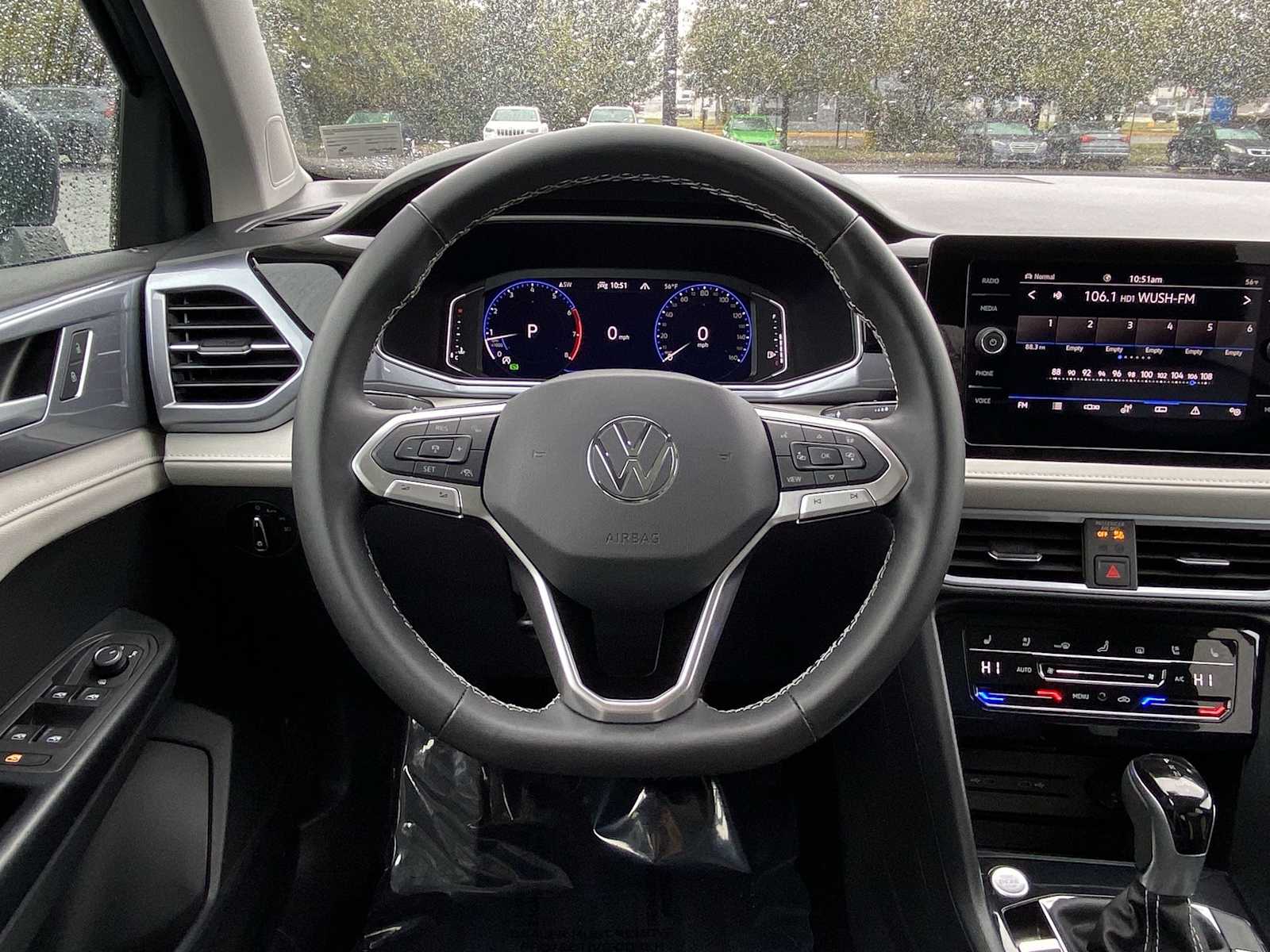 Thumbnail: 2025 Volkswagen Taos - 11