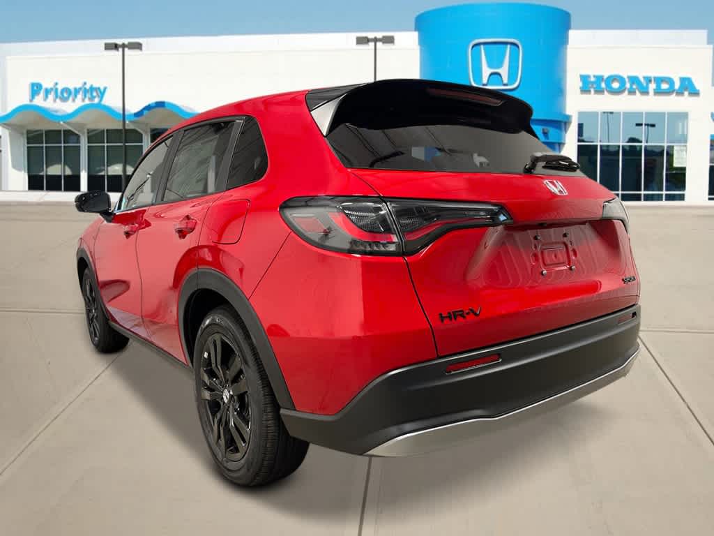 Thumbnail: 2027 Honda HR-V - 3