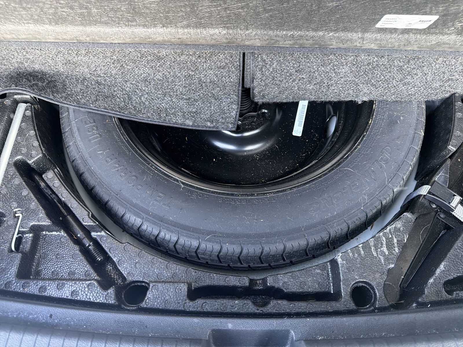 Thumbnail: 2022 Volkswagen Tiguan - 21