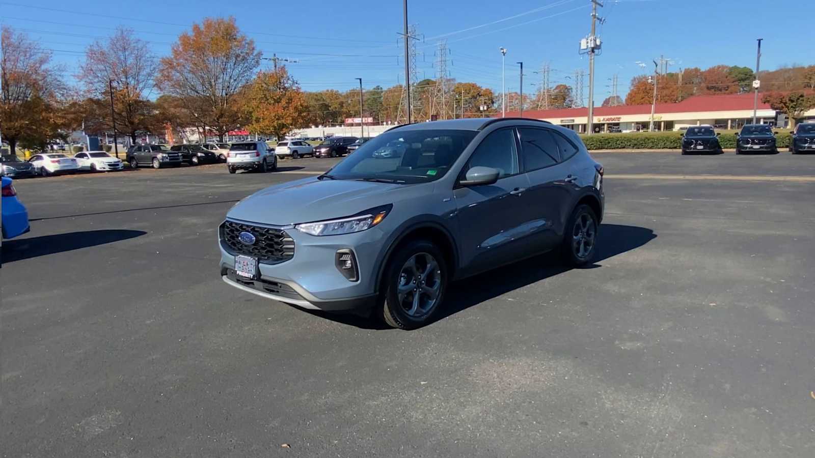 Thumbnail: 2025 Ford Escape - 4