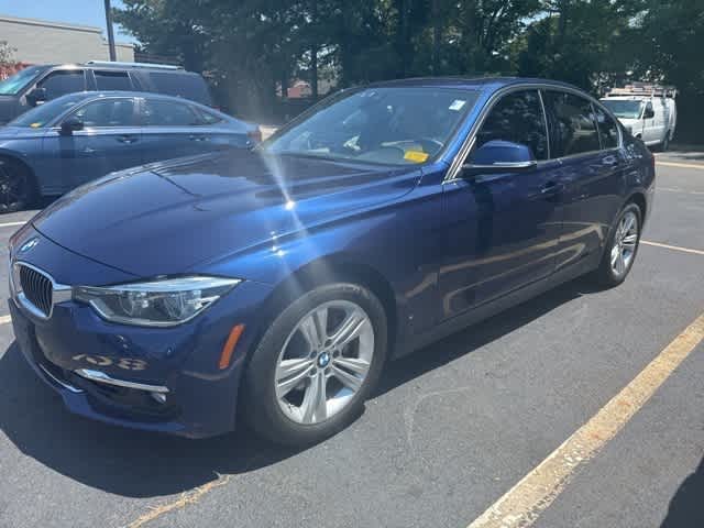 Thumbnail: 2016 BMW 3 Series - 1