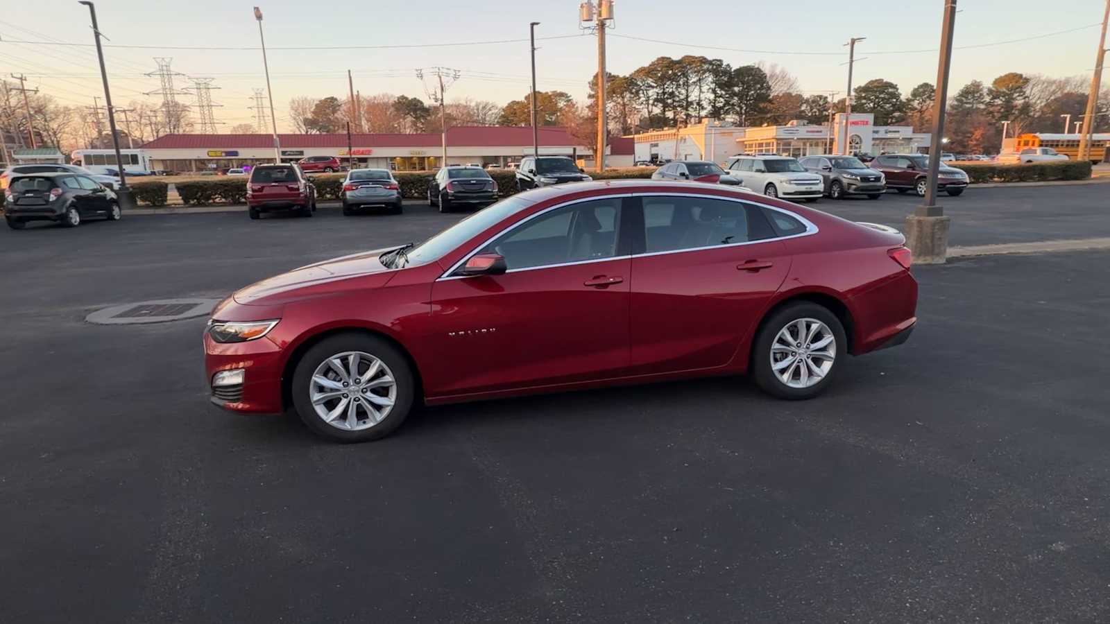 Thumbnail: 2025 Chevrolet Malibu - 4