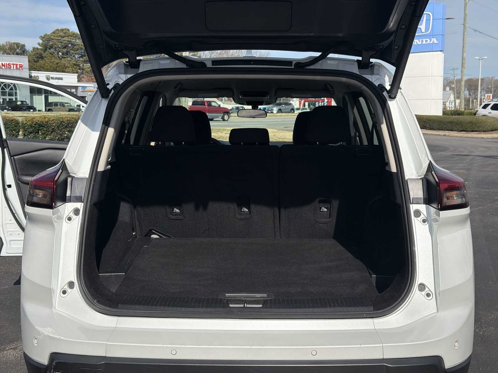 Thumbnail: 2024 Nissan Rogue - 19