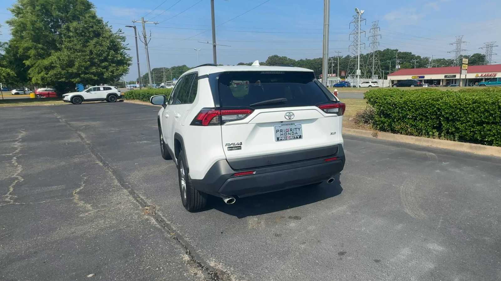 Thumbnail: 2024 Toyota RAV4 - 7