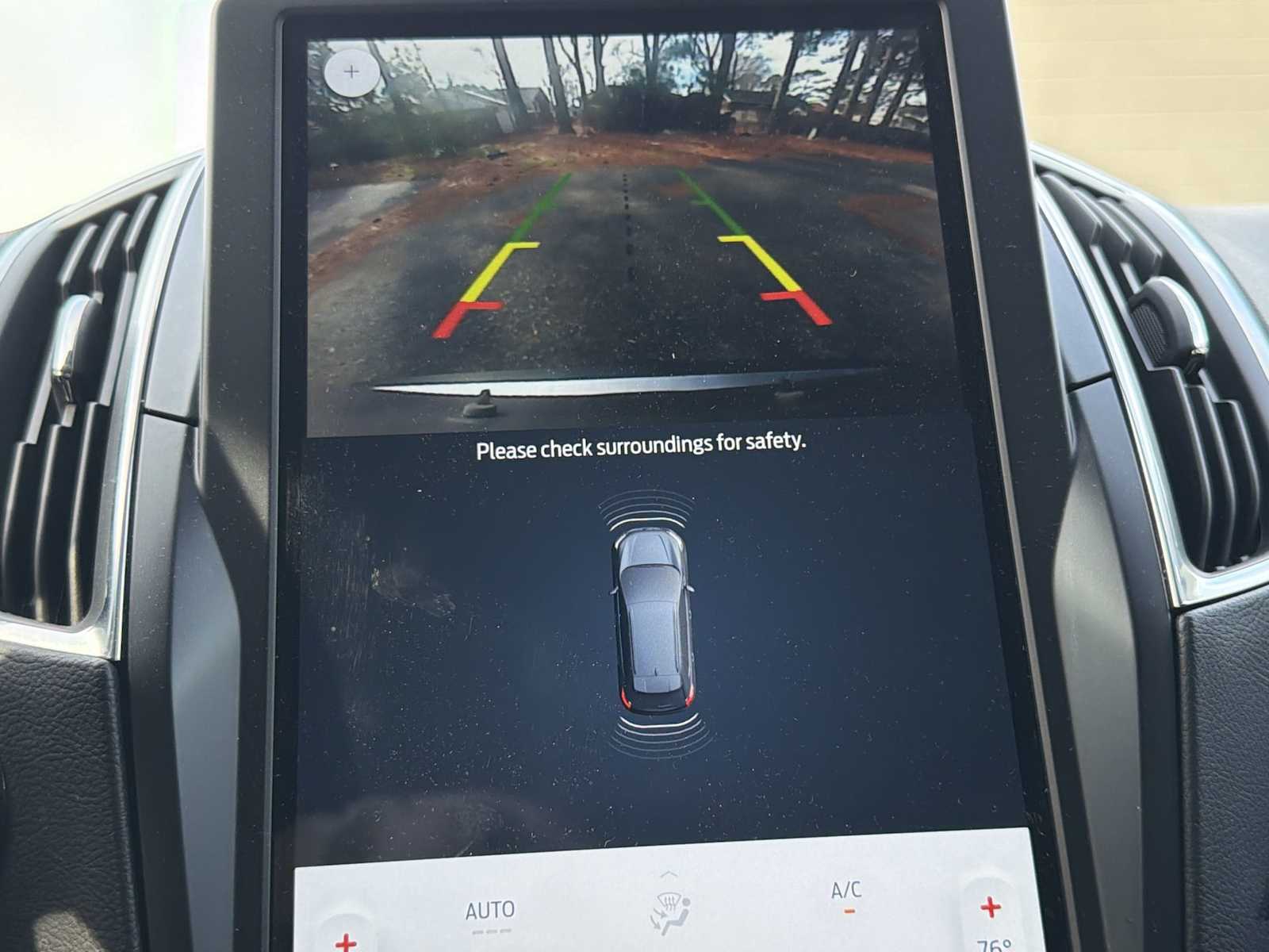 Thumbnail: 2024 Ford Edge - 22