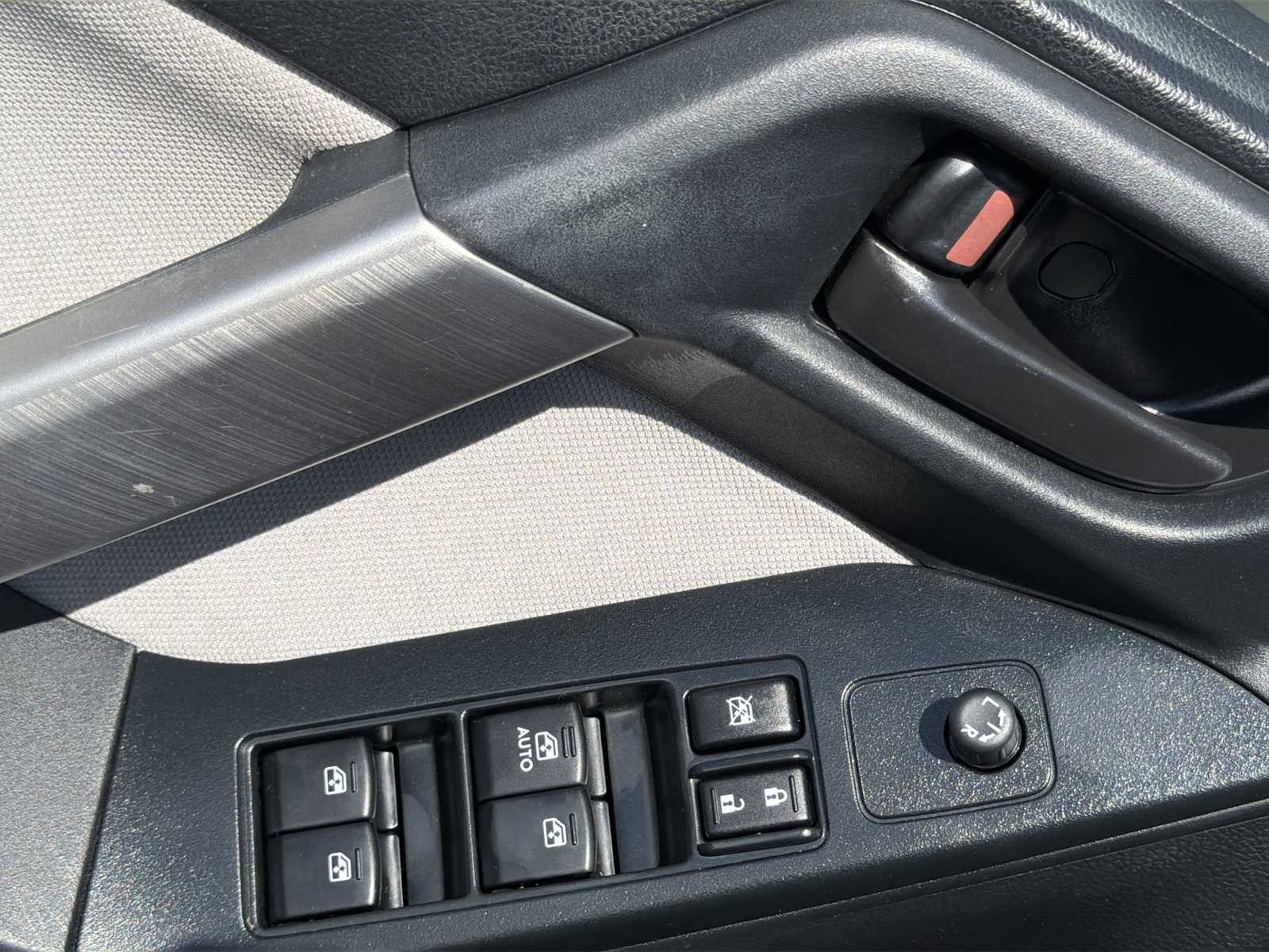 Thumbnail: 2016 Subaru Forester - 15