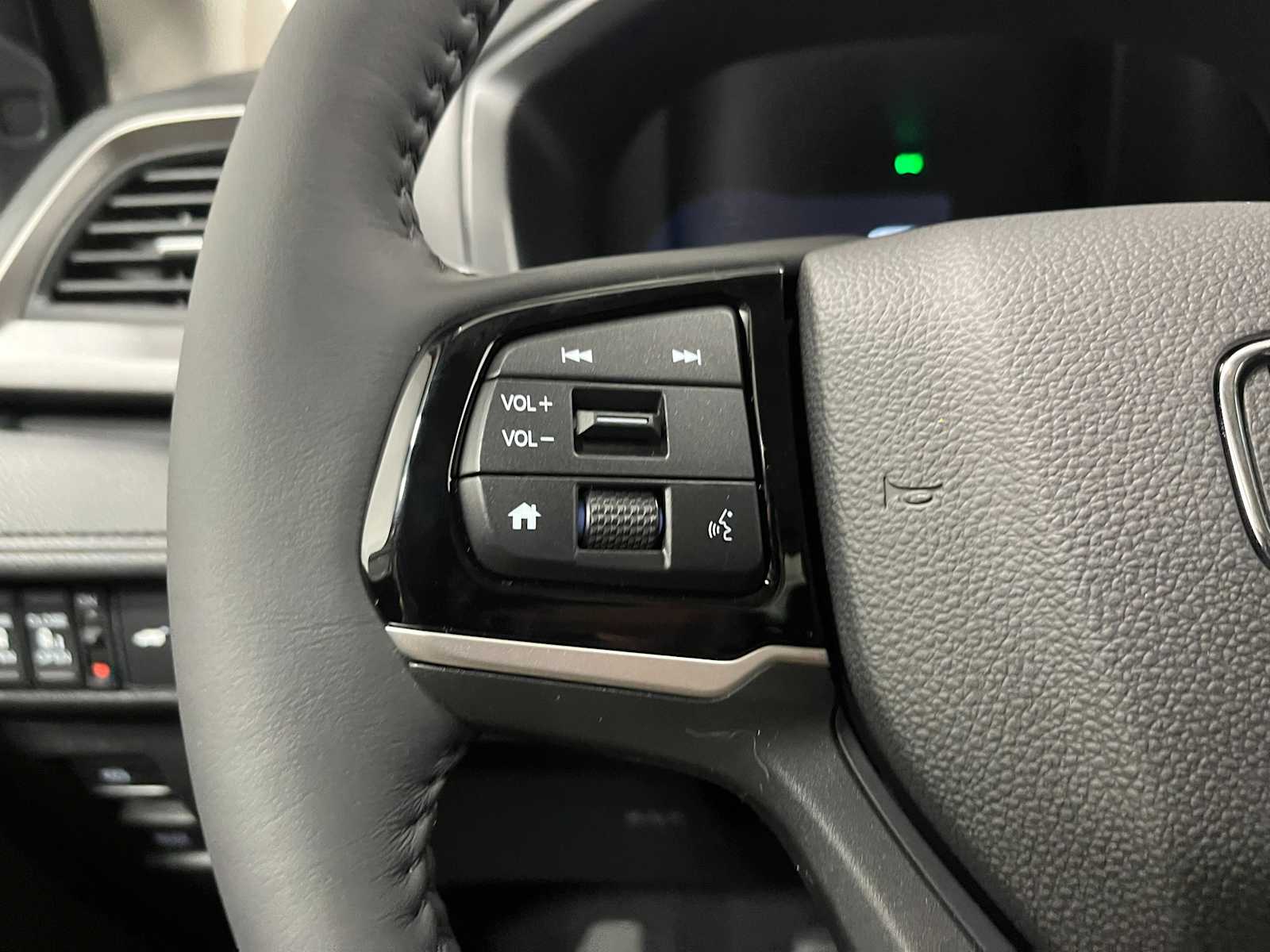 Thumbnail: 2026 Honda Odyssey - 15