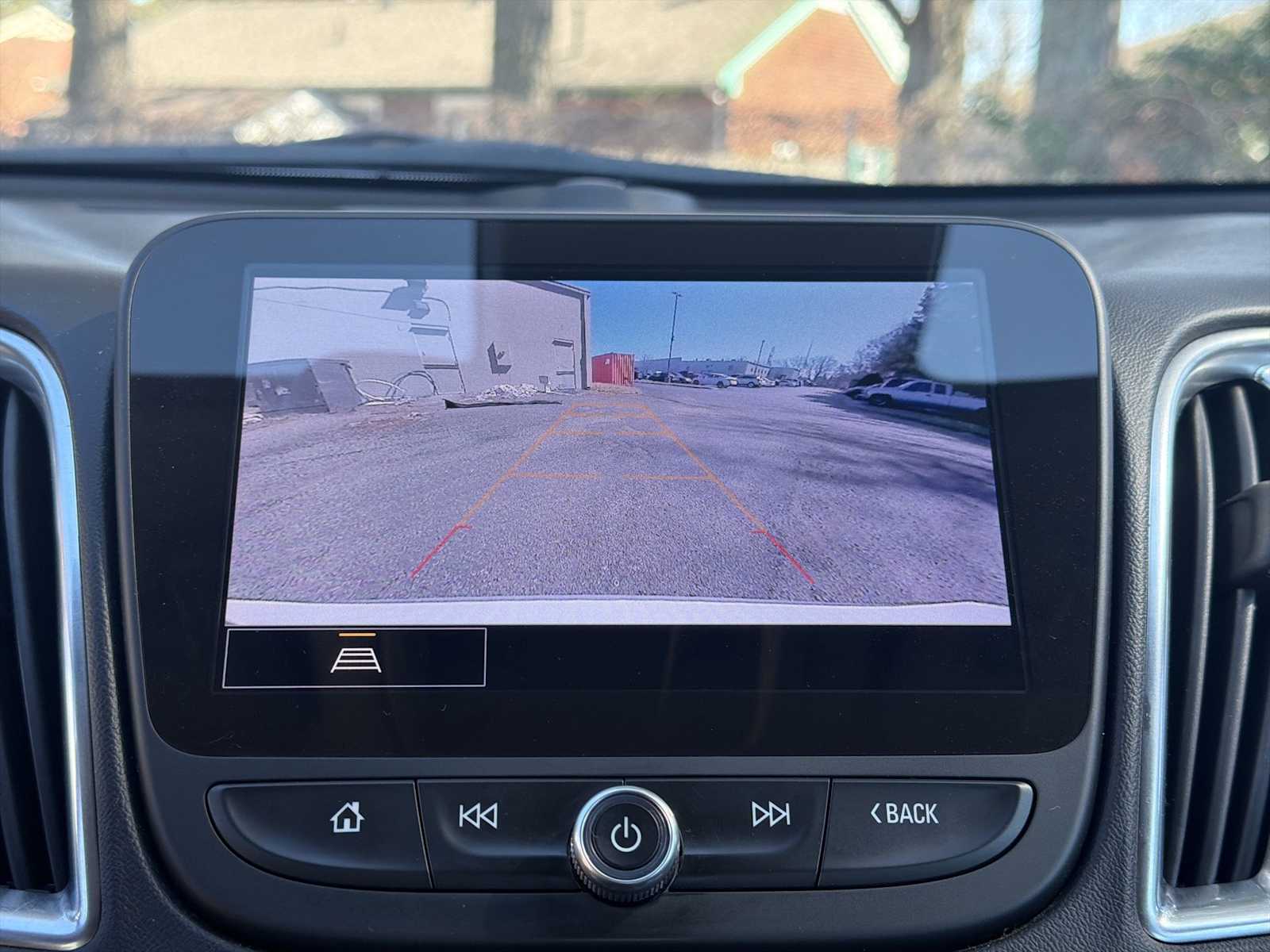 Thumbnail: 2024 Chevrolet Malibu - 24