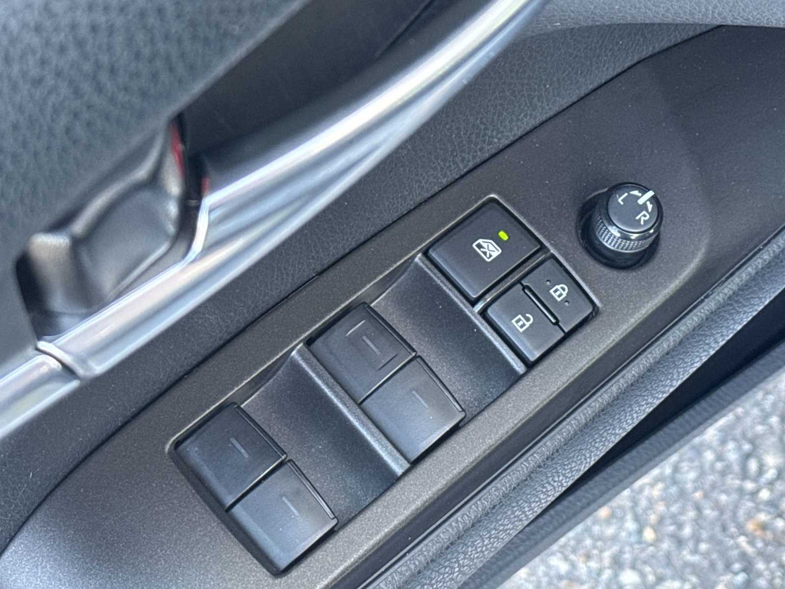 Thumbnail: 2024 Toyota Camry - 15