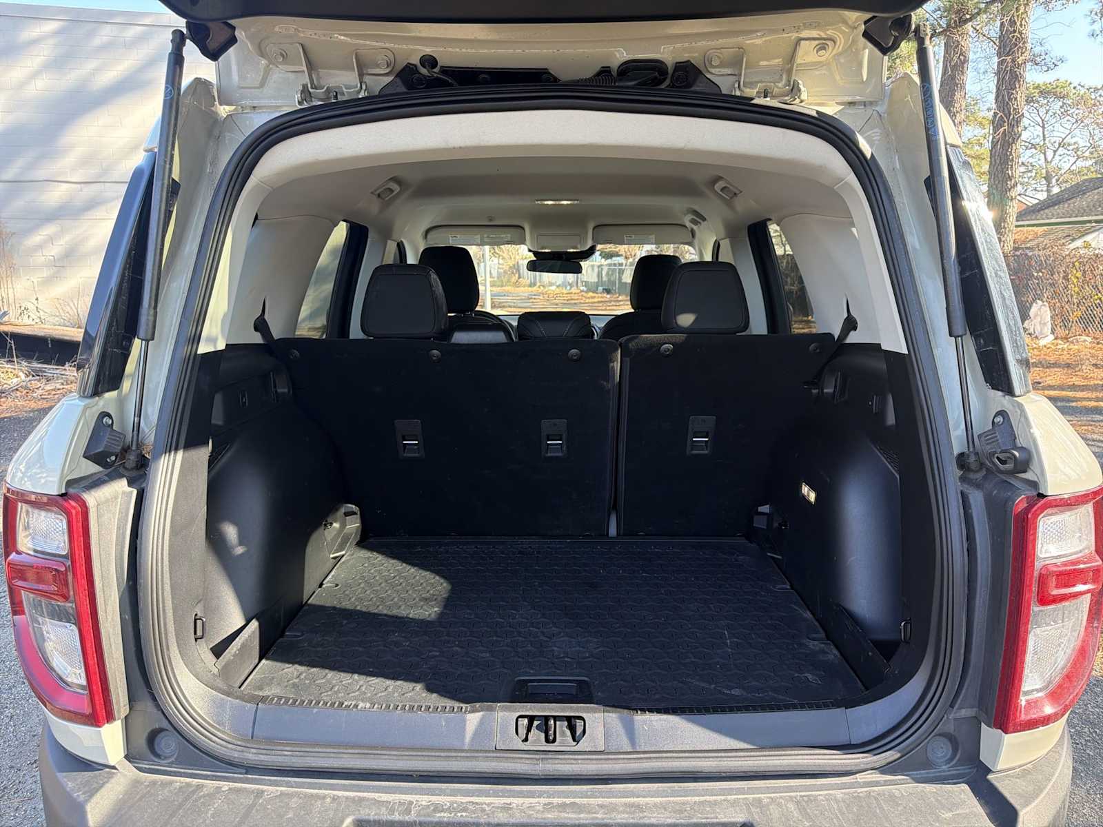 Thumbnail: 2024 Ford Bronco Sport - 19