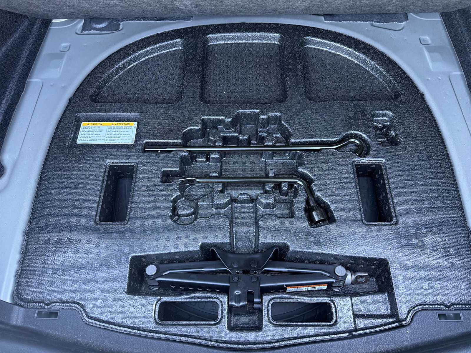 Thumbnail: 2025 Toyota Camry - 20