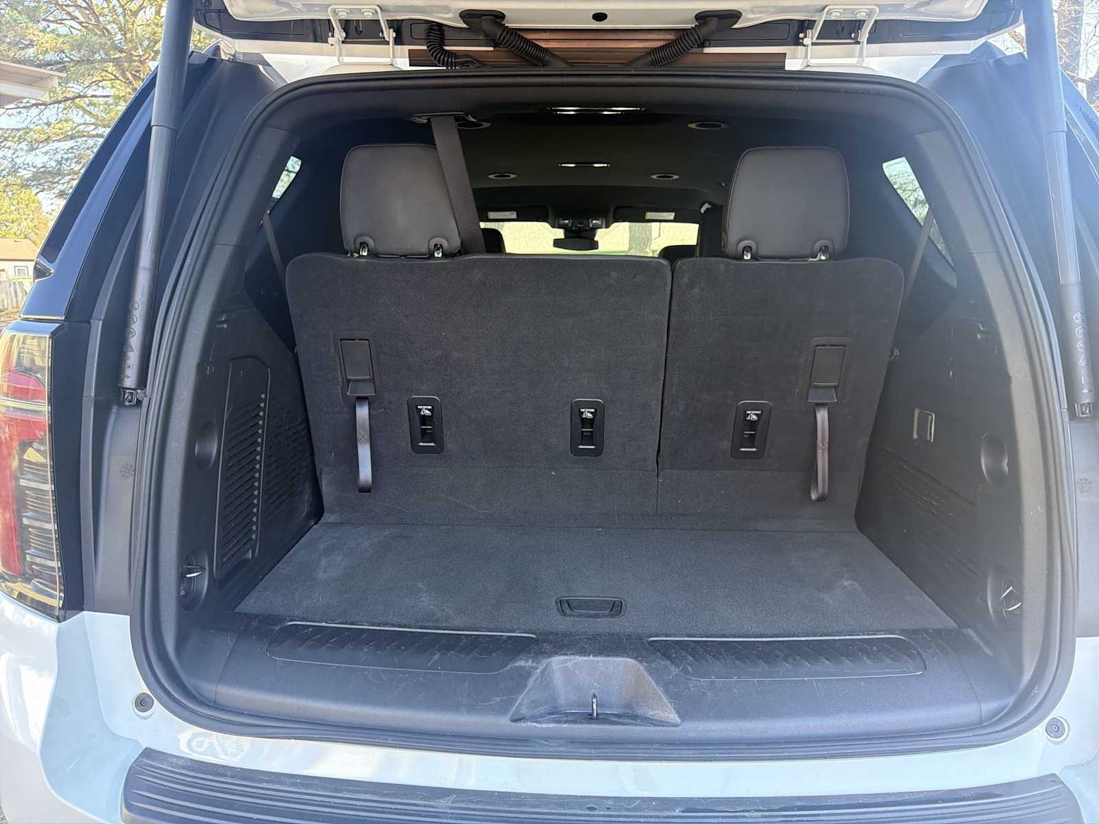 Thumbnail: 2025 Chevrolet Tahoe - 20