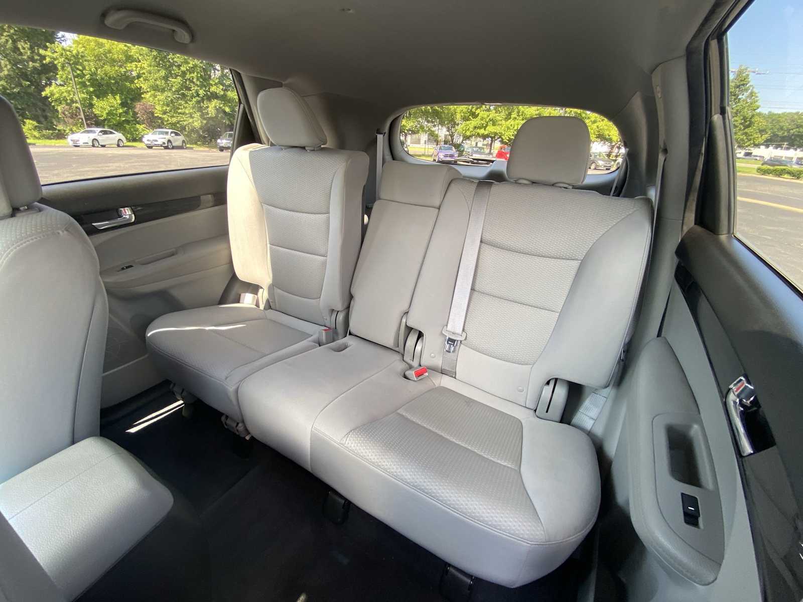 Thumbnail: 2013 Kia Sorento - 23