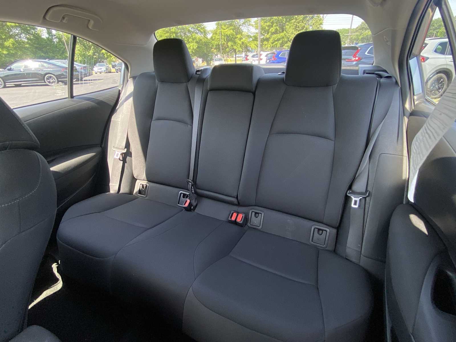 2022 Toyota Corolla LE 23