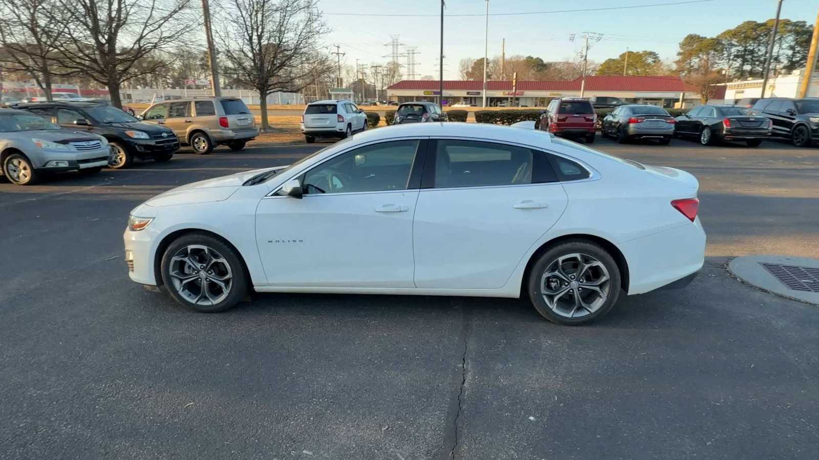 Thumbnail: 2024 Chevrolet Malibu - 5