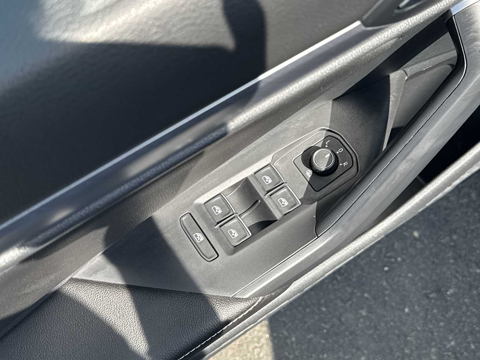 Thumbnail: 2024 Volkswagen Jetta - 15