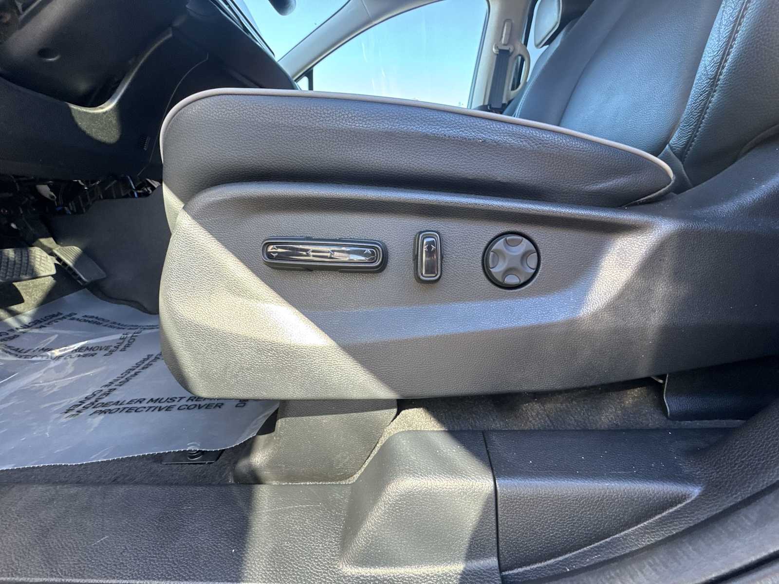 Thumbnail: 2025 Honda Odyssey - 14