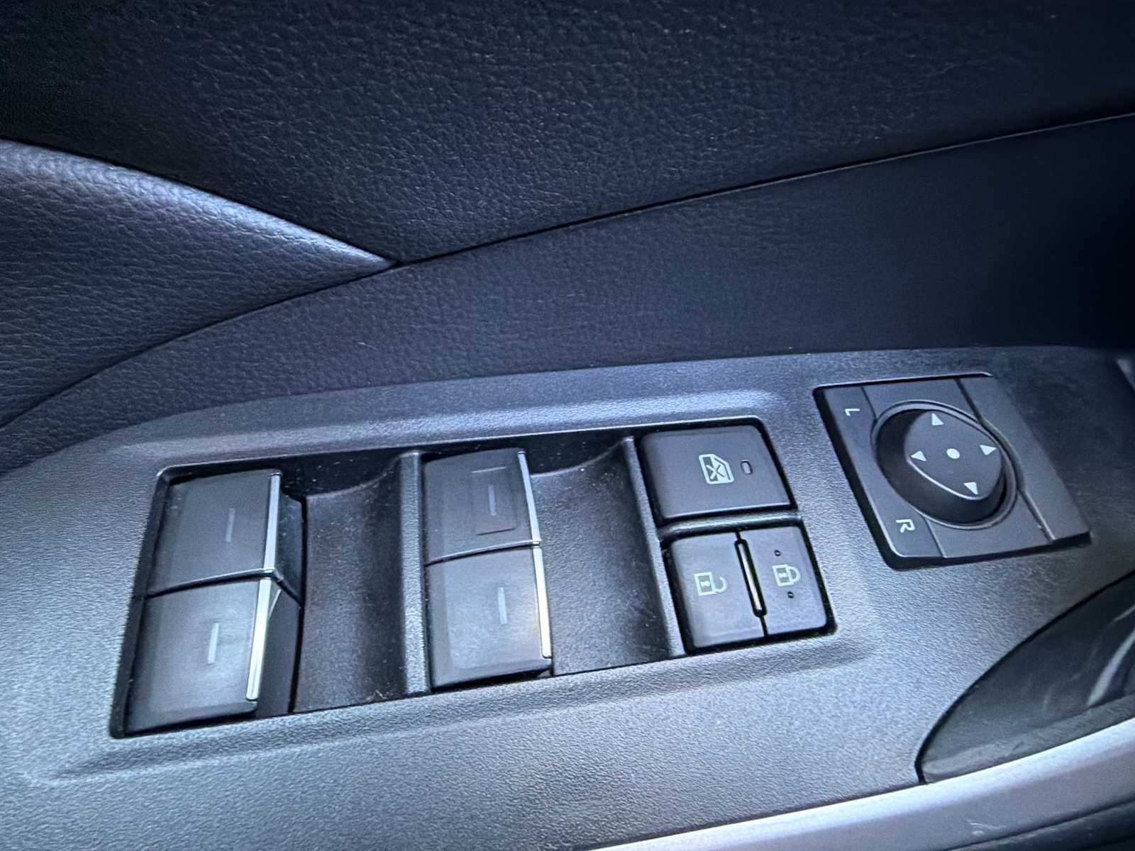 Thumbnail: 2024 Toyota RAV4 - 15