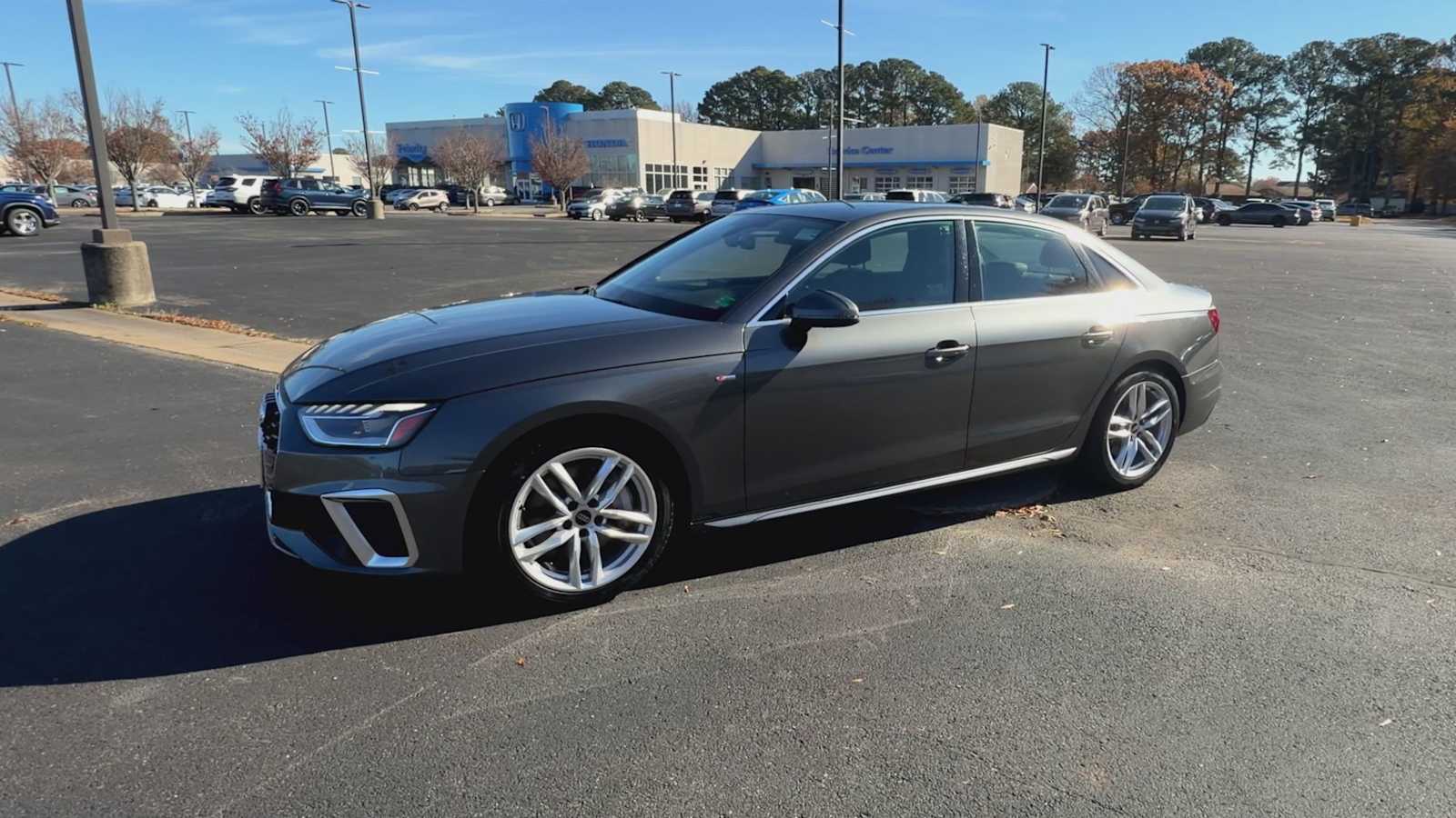 Thumbnail: 2023 Audi A4 - 4