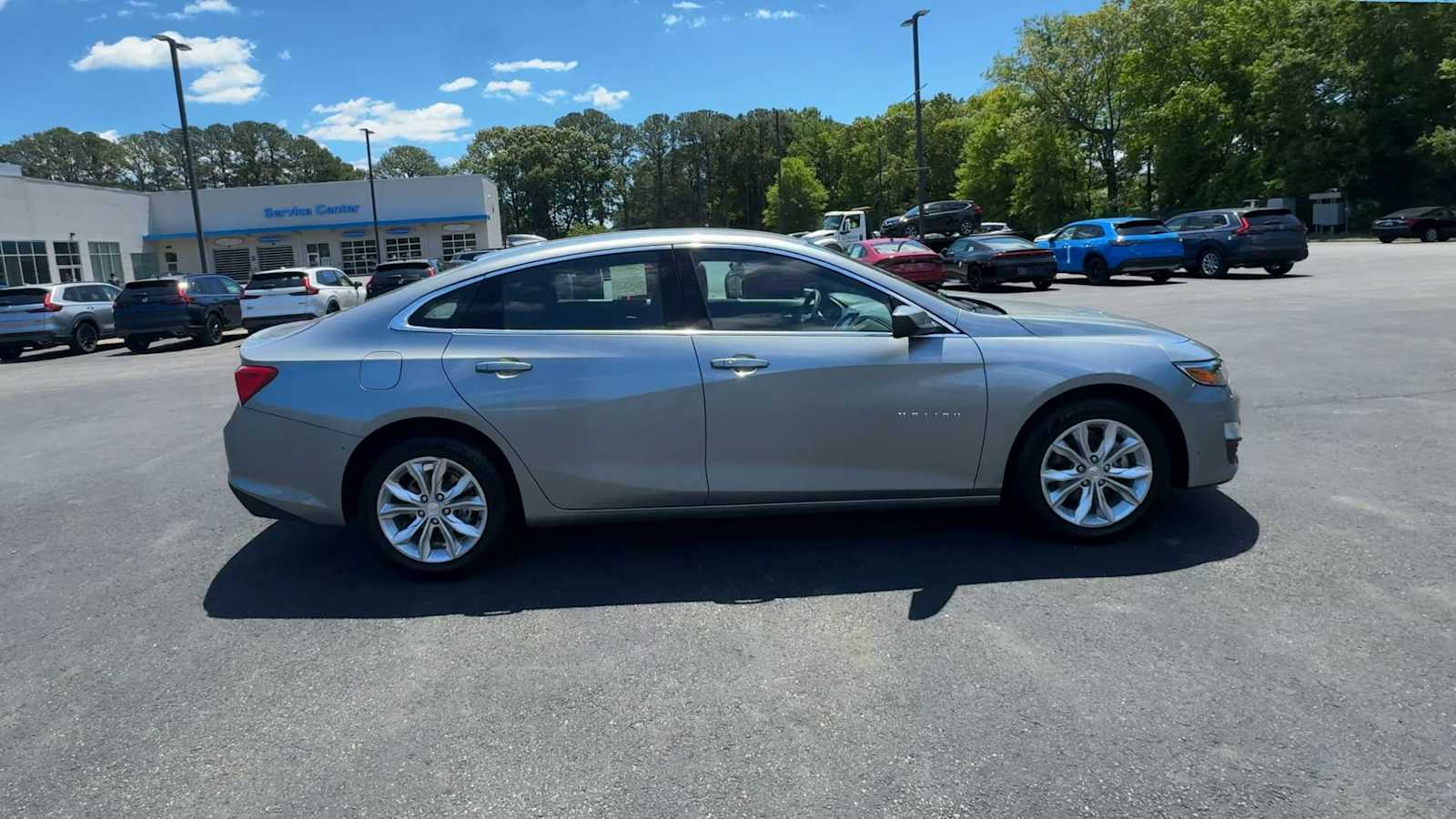 Thumbnail: 2024 Chevrolet Malibu - 9