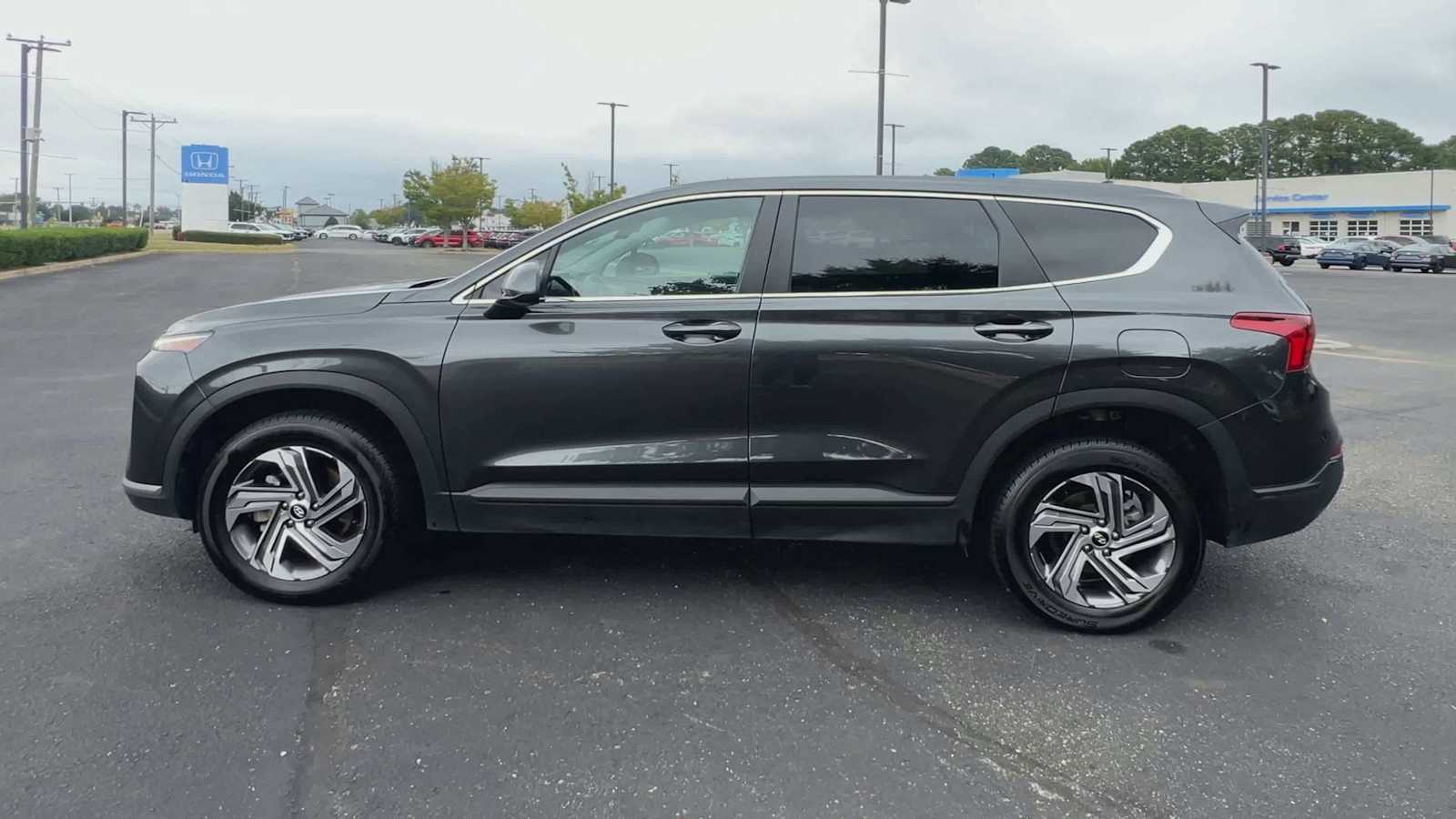 Thumbnail: 2023 Hyundai Santa Fe - 5