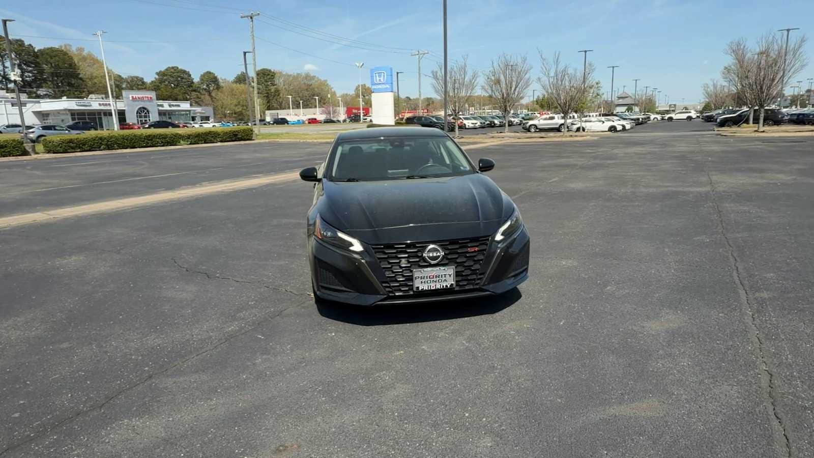 Thumbnail: 2024 Nissan Altima - 3