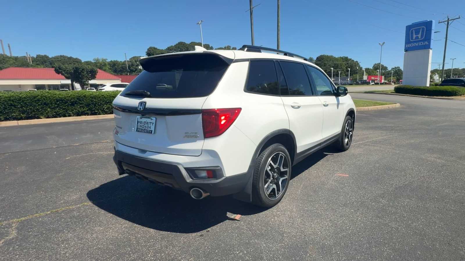 Thumbnail: 2023 Honda Passport - 7