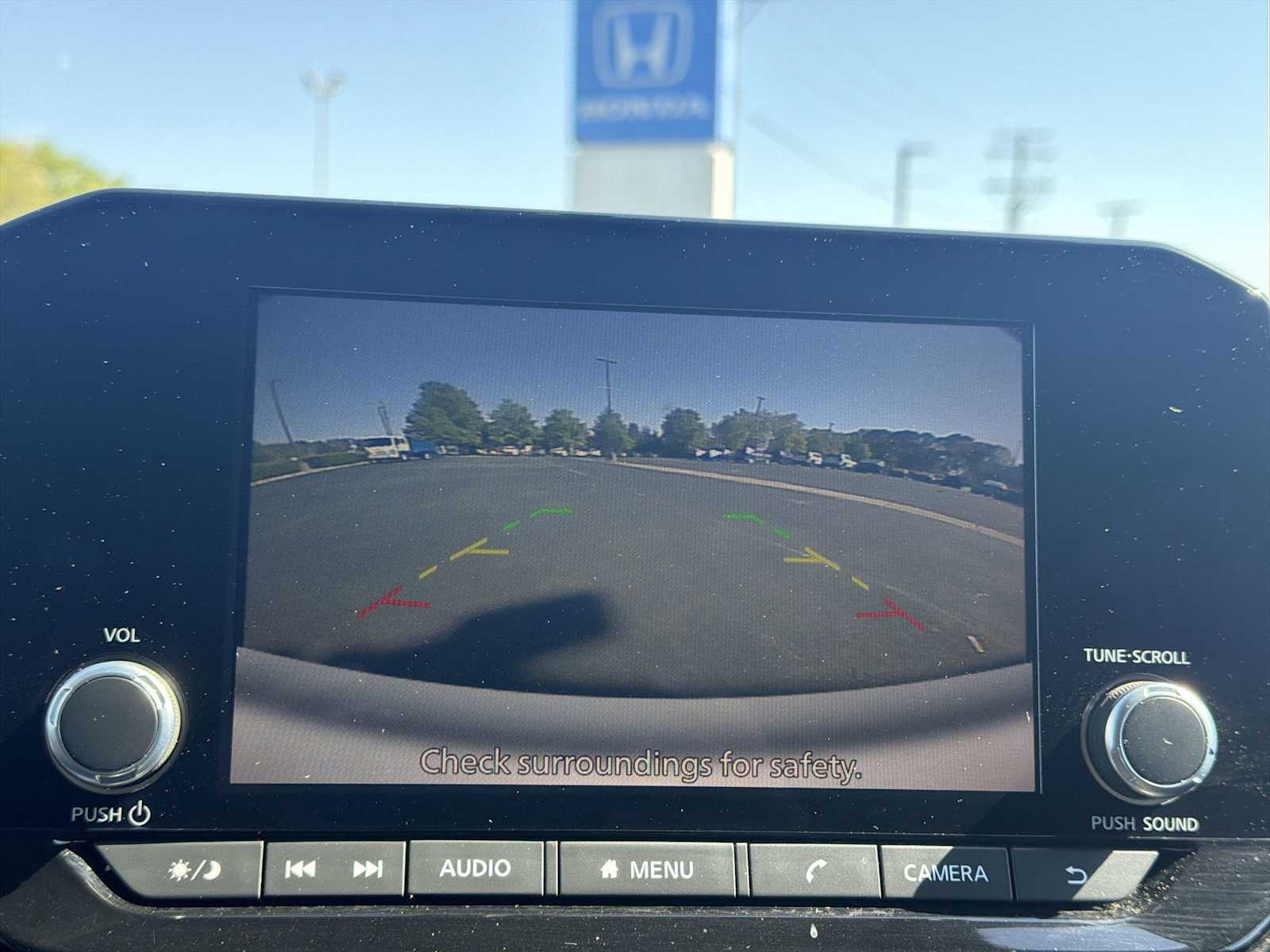 Thumbnail: 2024 Nissan Pathfinder - 23