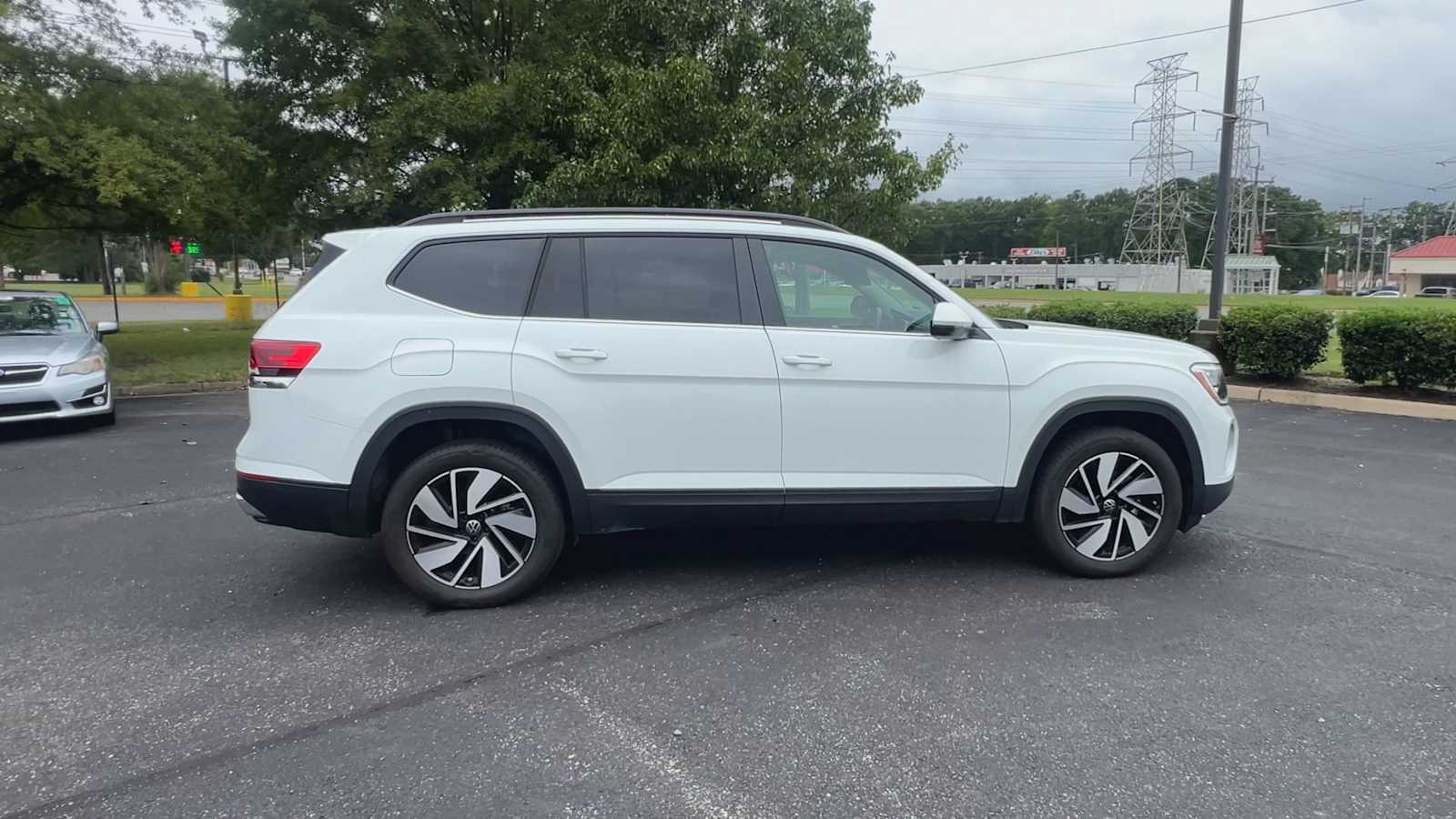 Thumbnail: 2025 Volkswagen Atlas - 9
