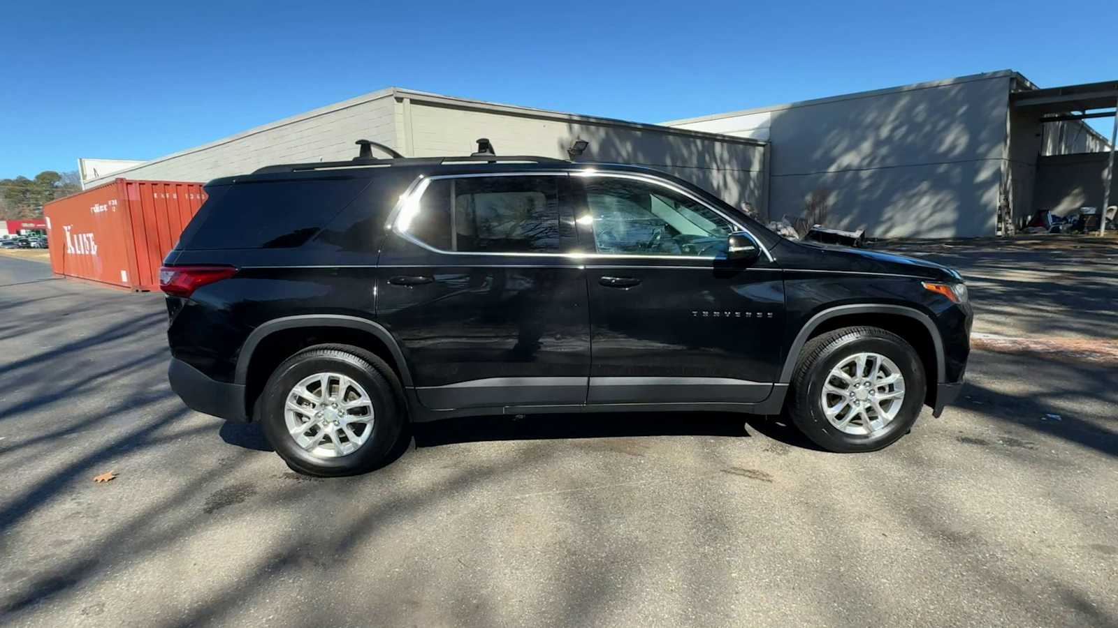 Thumbnail: 2020 Chevrolet Traverse - 9