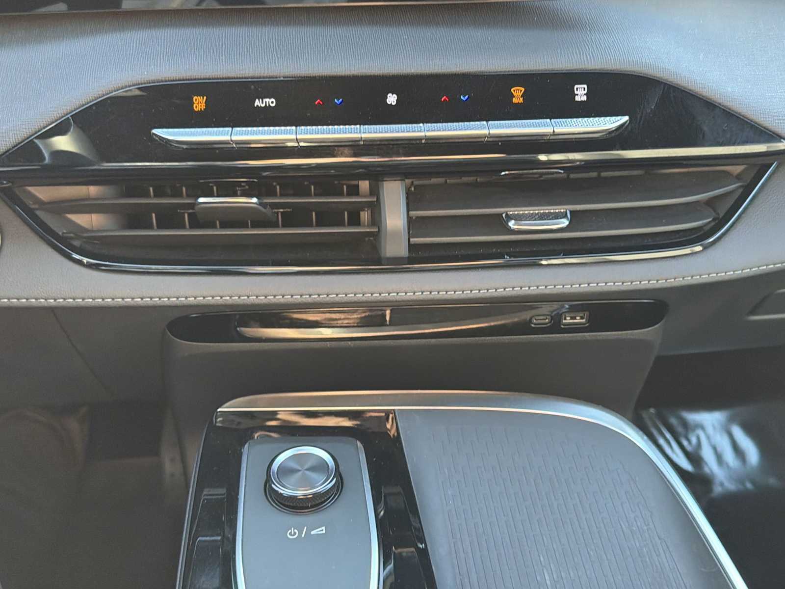 Thumbnail: 2025 Buick Enclave - 16