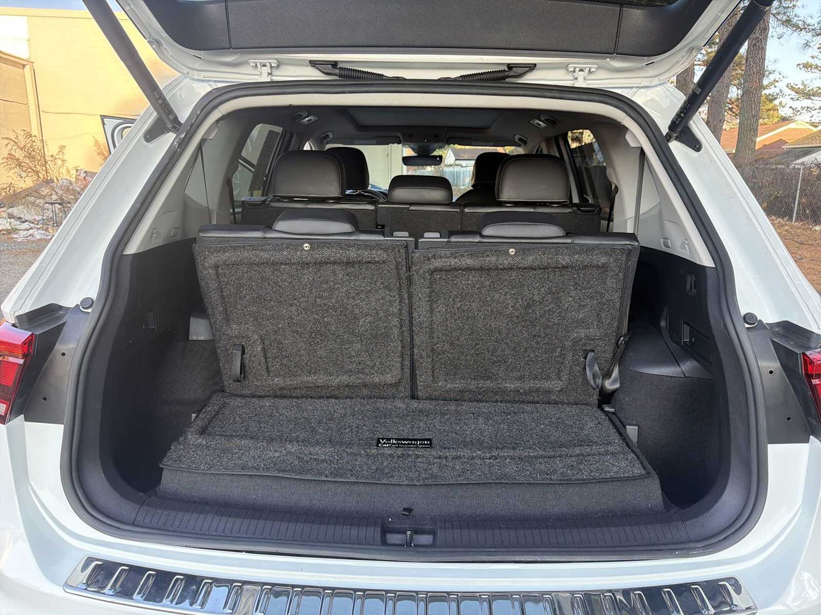 Thumbnail: 2022 Volkswagen Tiguan - 20