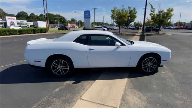 Thumbnail: 2019 Dodge Challenger - 11